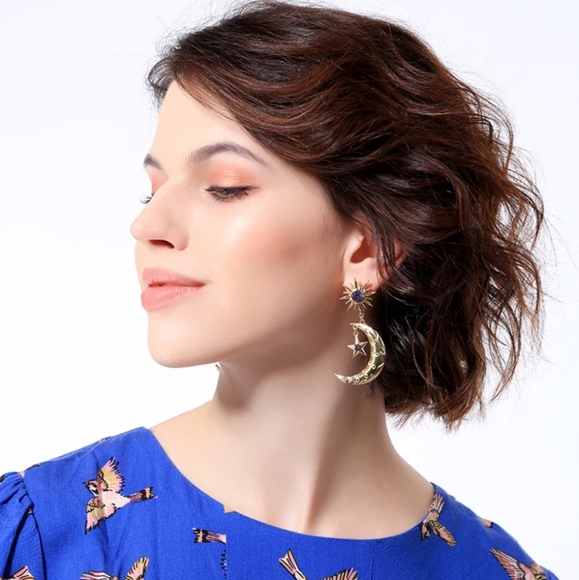 🌛NEW BOHEMIAN CELESTIAL ENGRAVED EARRINGS - Picture 3 of 5